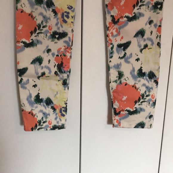 Gap 1969 Floral Jean Legging, Size 28r - Picture 5 of 11
